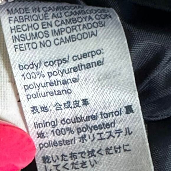 Tommy Hilfiger Embossed Logo Wristlet Clutch - Nude Beige Faux Leather Zip Pouch - Picture 7 of 8